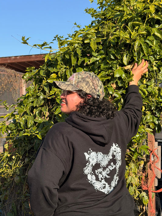 CON AMOR! Hoodie - Black & White